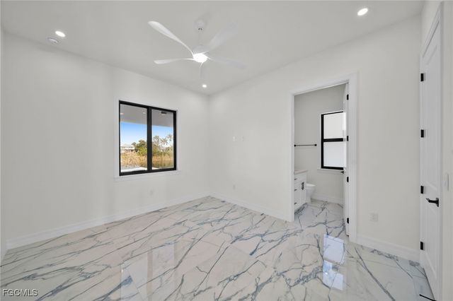 2521 Diplomat PKWY W, Cape Coral, FL 33993