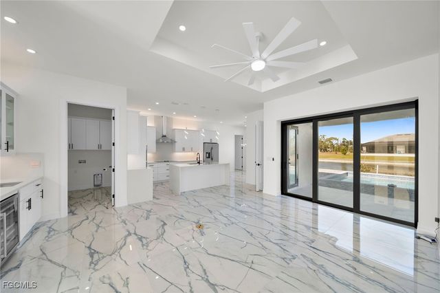 2521 Diplomat PKWY W, Cape Coral, FL 33993