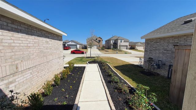 28951 Great Canyon Drive, Hockley, TX 77447