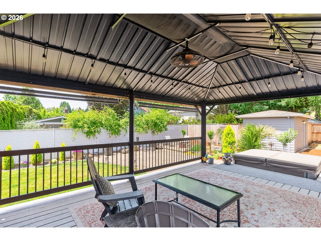 Image 30 of property listing at 671 Nw ALLEN Ct, Mc Minnville, OR 97128