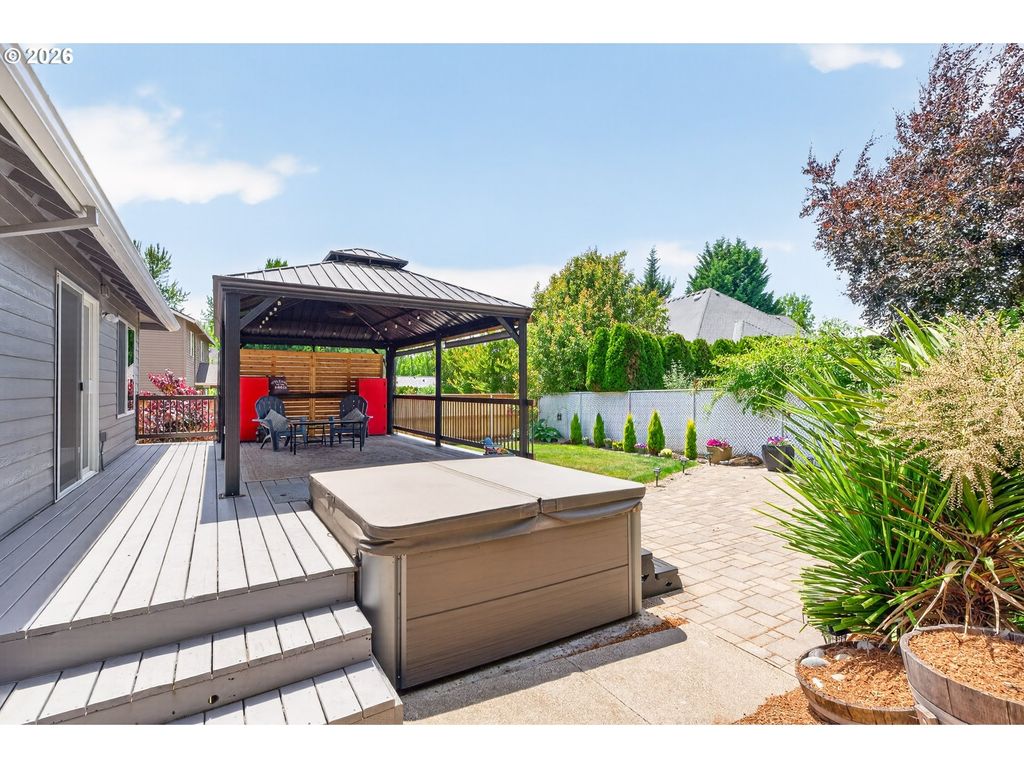 Image 33 of property listing at 671 Nw ALLEN Ct, Mc Minnville, OR 97128