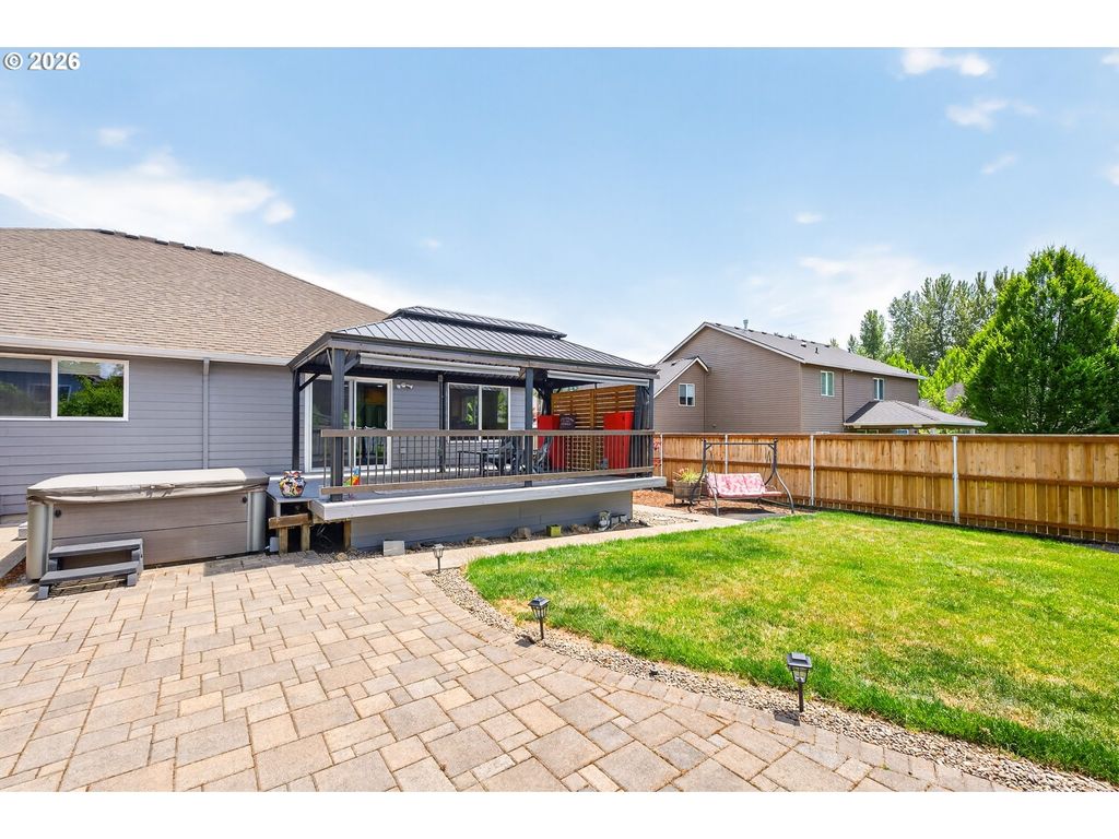 Image 39 of property listing at 671 Nw ALLEN Ct, Mc Minnville, OR 97128