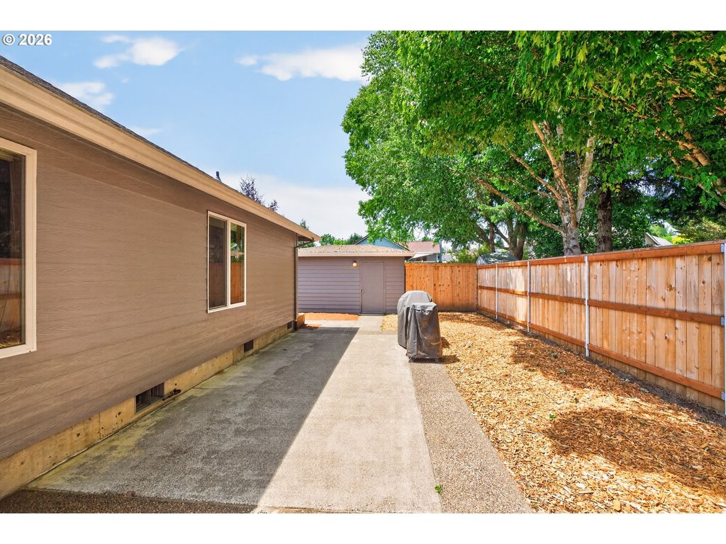 Image 45 of property listing at 671 Nw ALLEN Ct, Mc Minnville, OR 97128
