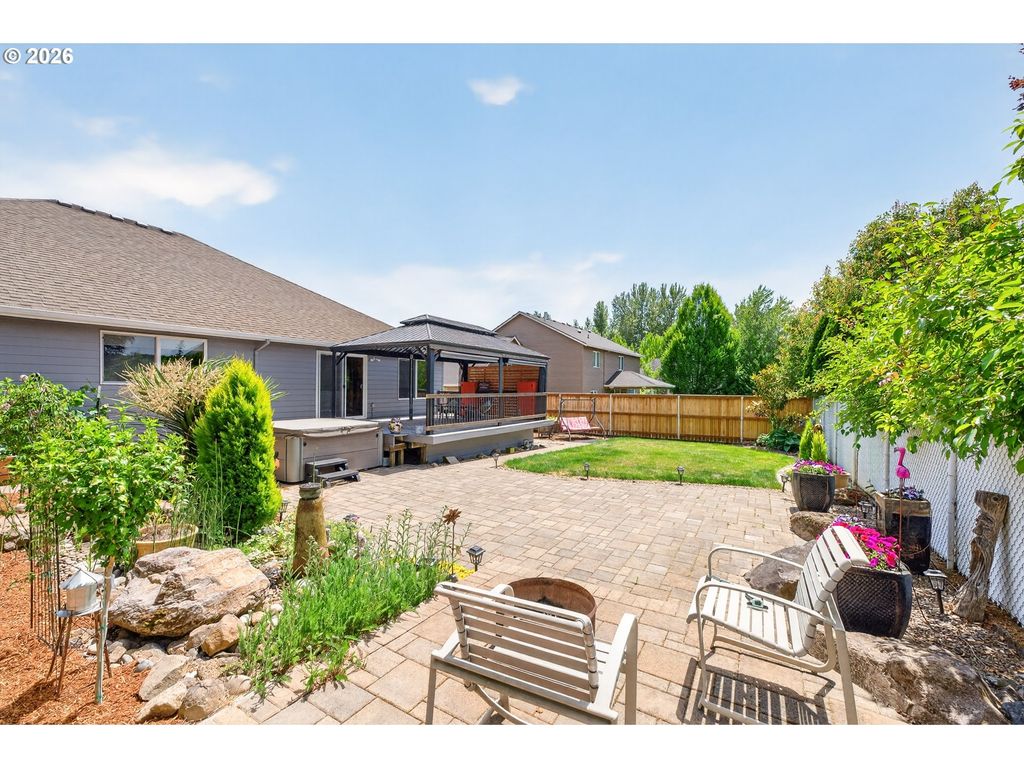 Image 47 of property listing at 671 Nw ALLEN Ct, Mc Minnville, OR 97128