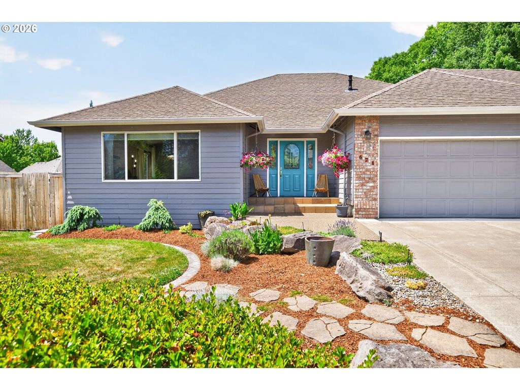 Image 6 of property listing at 671 Nw ALLEN Ct, Mc Minnville, OR 97128