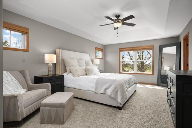 4692 159th Street W, Apple Valley, MN 55124