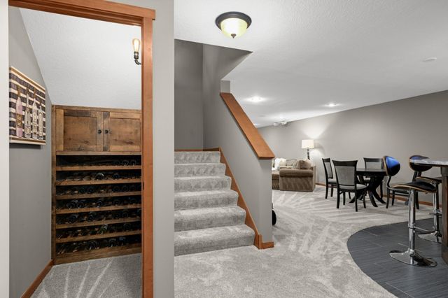 4692 159th Street W, Apple Valley, MN 55124