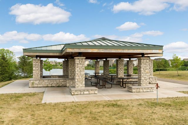 4692 159th Street W, Apple Valley, MN 55124