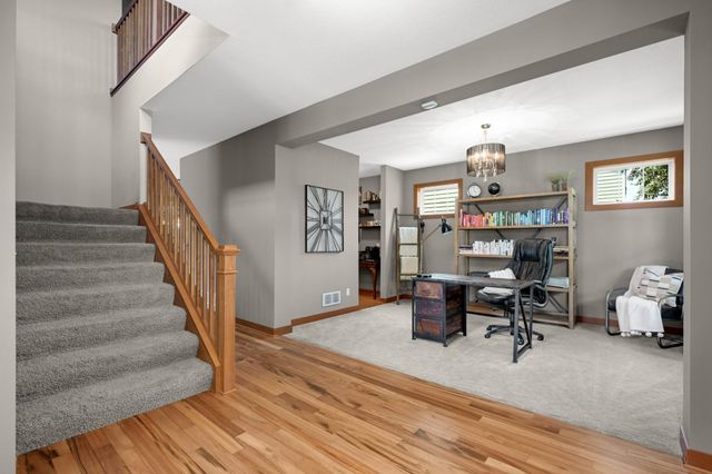4692 159th Street W, Apple Valley, MN 55124