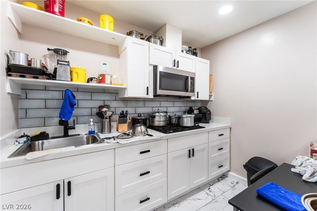 3215 Dillon Avenue, North Las Vegas, NV 89030