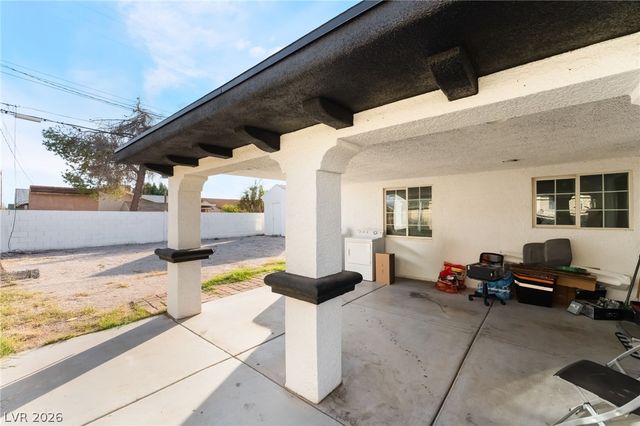 3215 Dillon Avenue, North Las Vegas, NV 89030