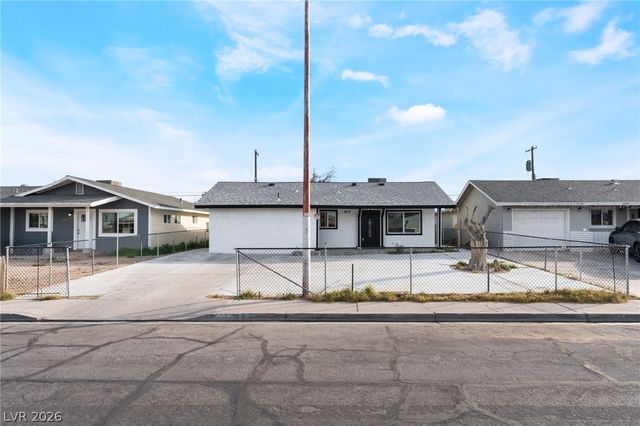3215 Dillon Avenue, North Las Vegas, NV 89030