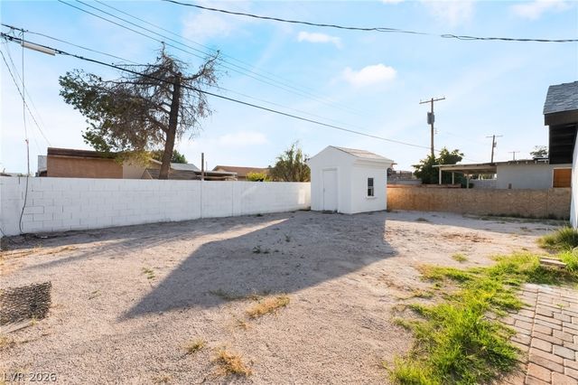 3215 Dillon Avenue, North Las Vegas, NV 89030