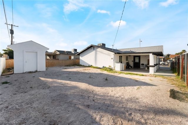 3215 Dillon Avenue, North Las Vegas, NV 89030