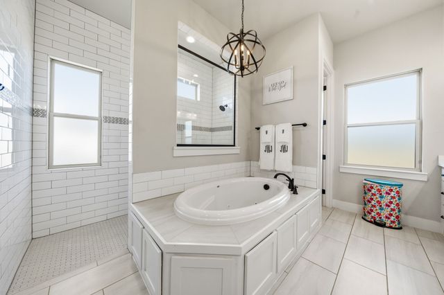 6450 Eyrie Bend, Waxahachie, TX 75167