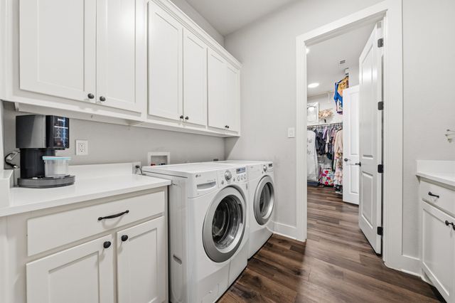 6450 Eyrie Bend, Waxahachie, TX 75167