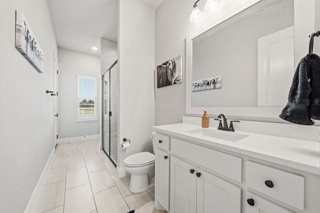 6450 Eyrie Bend, Waxahachie, TX 75167