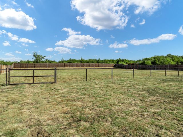 6450 Eyrie Bend, Waxahachie, TX 75167