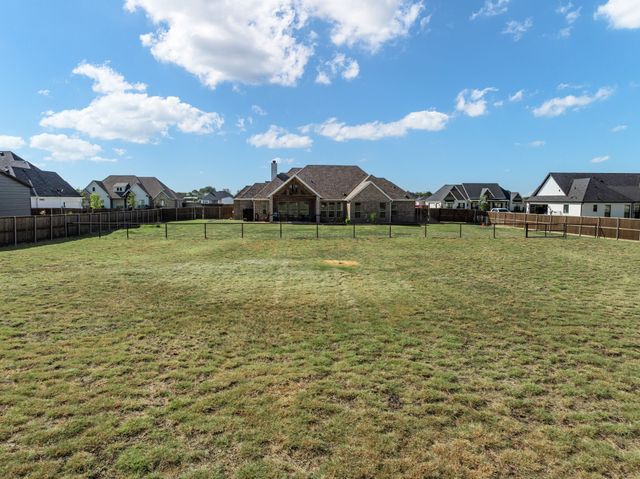 6450 Eyrie Bend, Waxahachie, TX 75167