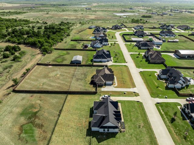 6450 Eyrie Bend, Waxahachie, TX 75167