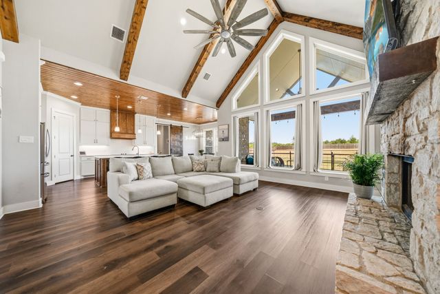6450 Eyrie Bend, Waxahachie, TX 75167