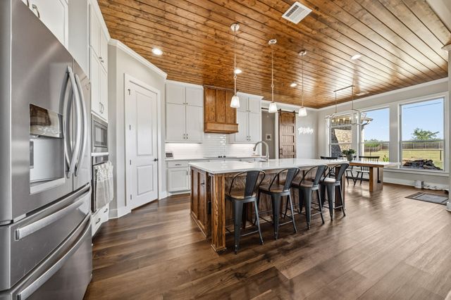 6450 Eyrie Bend, Waxahachie, TX 75167