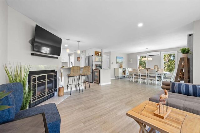 11 Riverview Avenue UNIT 11A, Mashpee, MA 02649