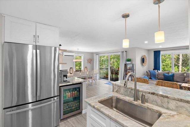 11 Riverview Avenue UNIT 11A, Mashpee, MA 02649