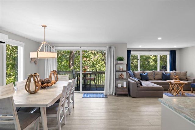 11 Riverview Avenue UNIT 11A, Mashpee, MA 02649