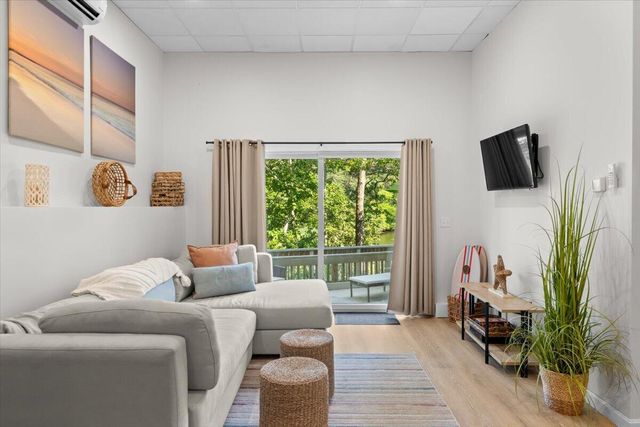 11 Riverview Avenue UNIT 11A, Mashpee, MA 02649