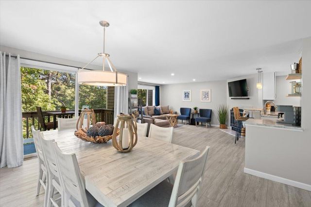 11 Riverview Avenue UNIT 11A, Mashpee, MA 02649