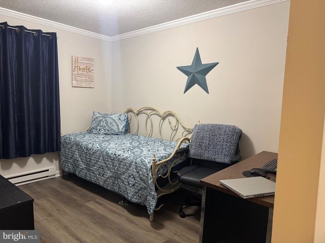 38 YARROW CIR, Martinsburg, WV 25404