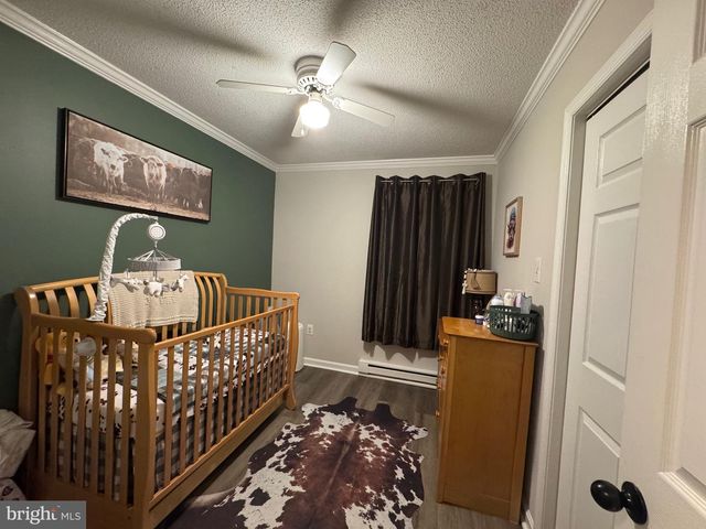 38 YARROW CIR, Martinsburg, WV 25404