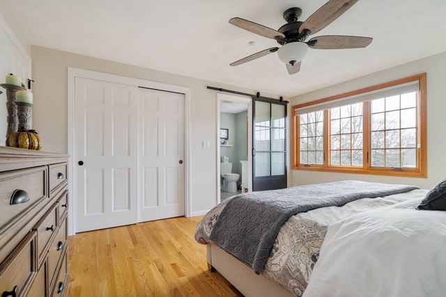 6 Castle Clare Cir, Wakefield, MA 01880