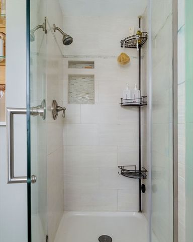 6 Castle Clare Cir, Wakefield, MA 01880