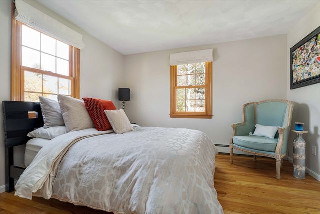 6 Castle Clare Cir, Wakefield, MA 01880