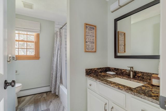 6 Castle Clare Cir, Wakefield, MA 01880