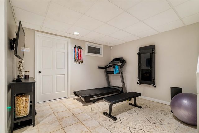 6 Castle Clare Cir, Wakefield, MA 01880