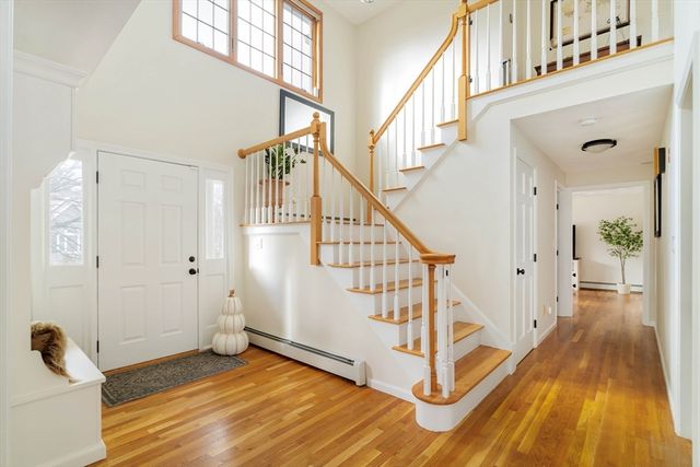 6 Castle Clare Cir, Wakefield, MA 01880