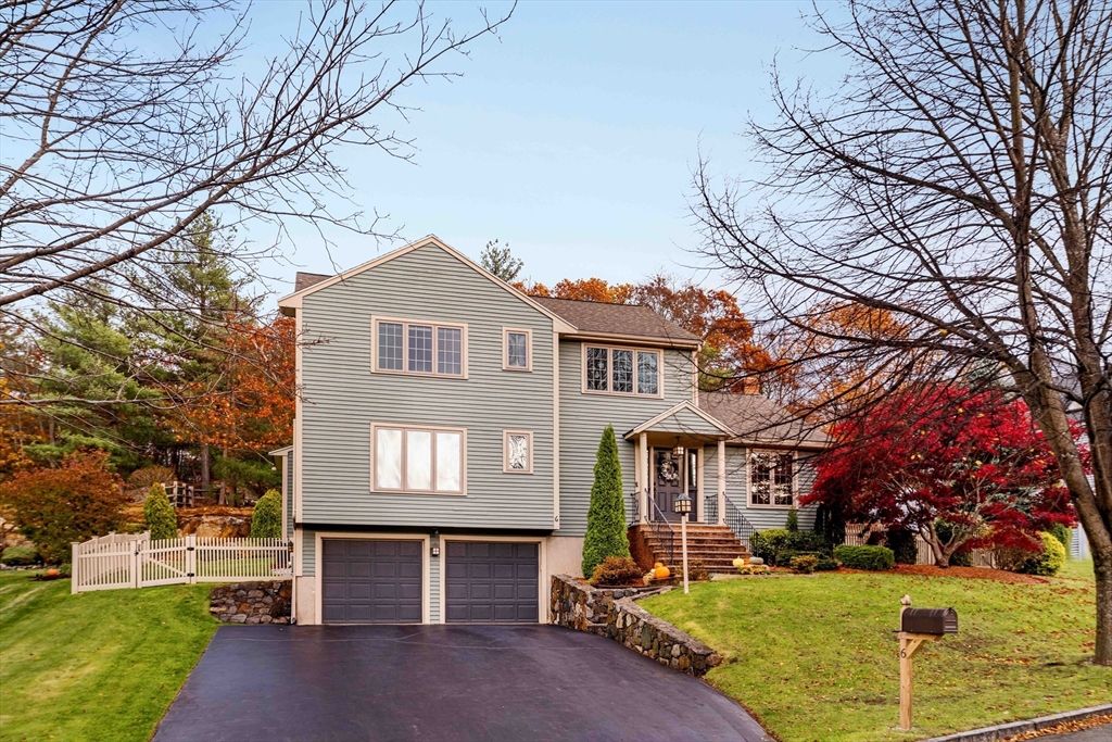 6 Castle Clare Cir, Wakefield, MA 01880