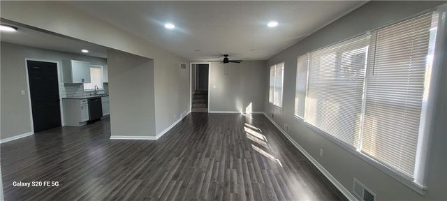 9008 Indiana Avenue, Kansas City, MO 64132