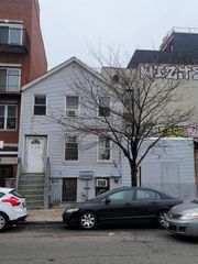 238 Kosciuscko Street, Brooklyn, NY 11221