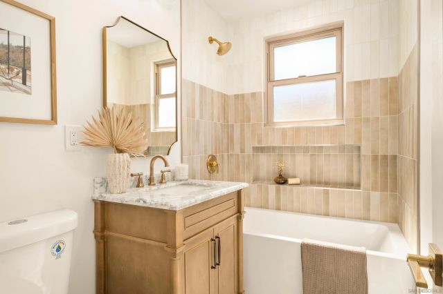 5254 Bocaw Pl, San Diego, CA 92115