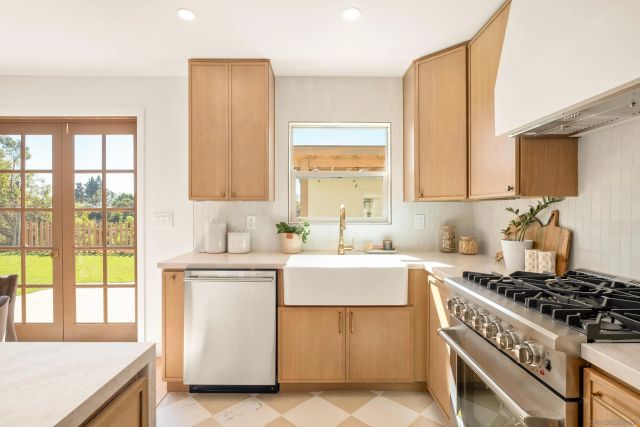 5254 Bocaw Pl, San Diego, CA 92115