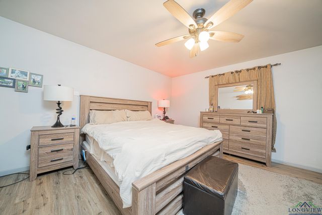 609 Vicky Dr, Longview, TX 75604