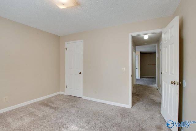 6201 Friar Tuck Drive D, Huntsville, AL 35806