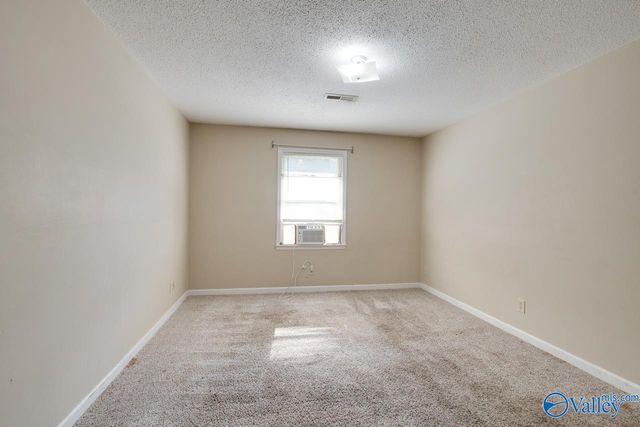 6201 Friar Tuck Drive D, Huntsville, AL 35806
