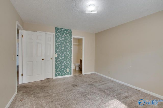 6201 Friar Tuck Drive D, Huntsville, AL 35806
