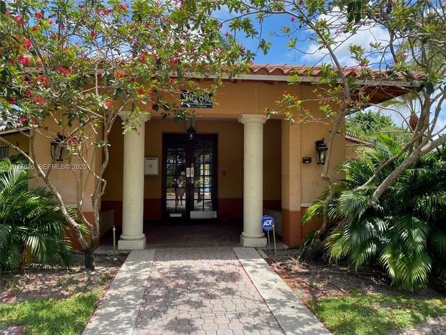 8000 N Nob Hill Rd 101, Tamarac, FL 33321