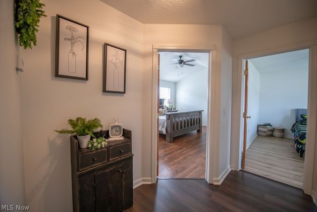 316 Creekside Road SE, New Philadelphia, OH 44663